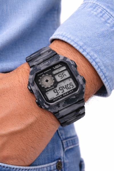 Shivilex Digital Camouflage Sports Watch with Alarm & Day Date Display